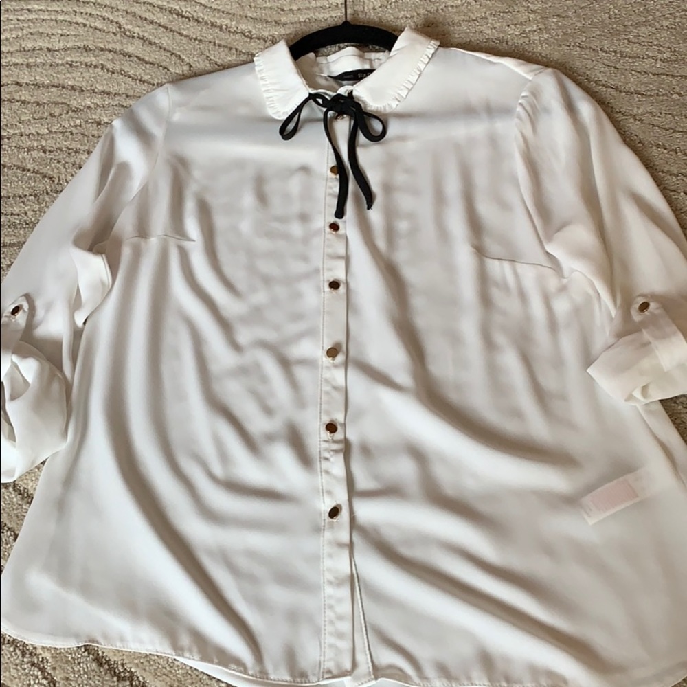 Women’s button down shirt